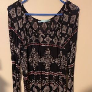 Long sleeve printed top